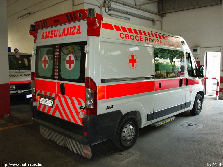 Fiat Ducato, fotó: PChris
Keywords: mentő mentőautó olasz Olaszország