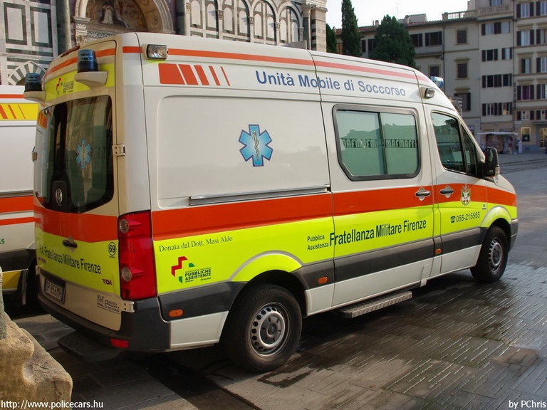 Volkswagen Crafter, fotó: PChris
Keywords: mentő mentőautó olasz Olaszország