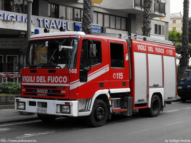 Iveco 100E21 Magirus, fotó: Szilágyi András
Keywords: tûzoltó tûzoltóautó tûzoltóság olasz Olaszország