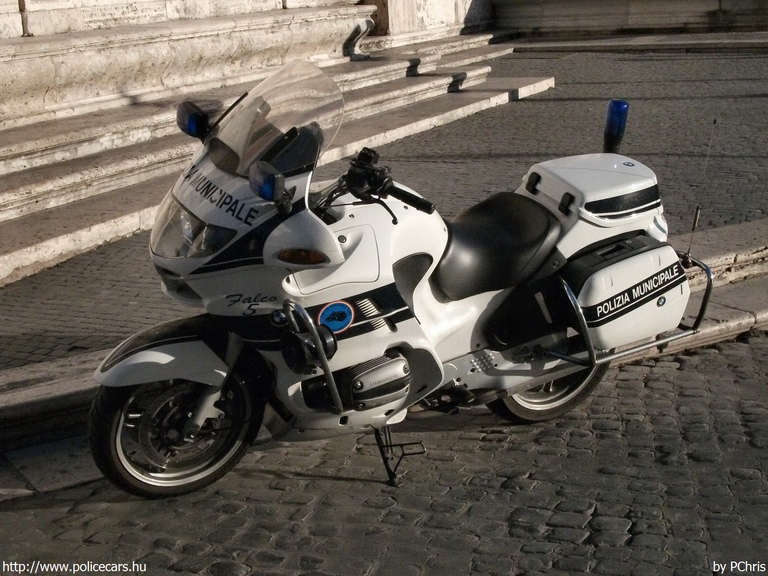 BMW R850RT, fotó: PChris
Keywords: rendőrség rendőr rendőrmotor olasz Olaszország
