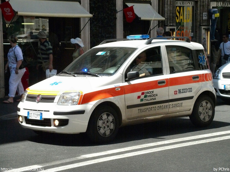 Fiat Panda, fotó: PChris
Keywords: mentő mentőautó olasz Olaszország DZ772PP