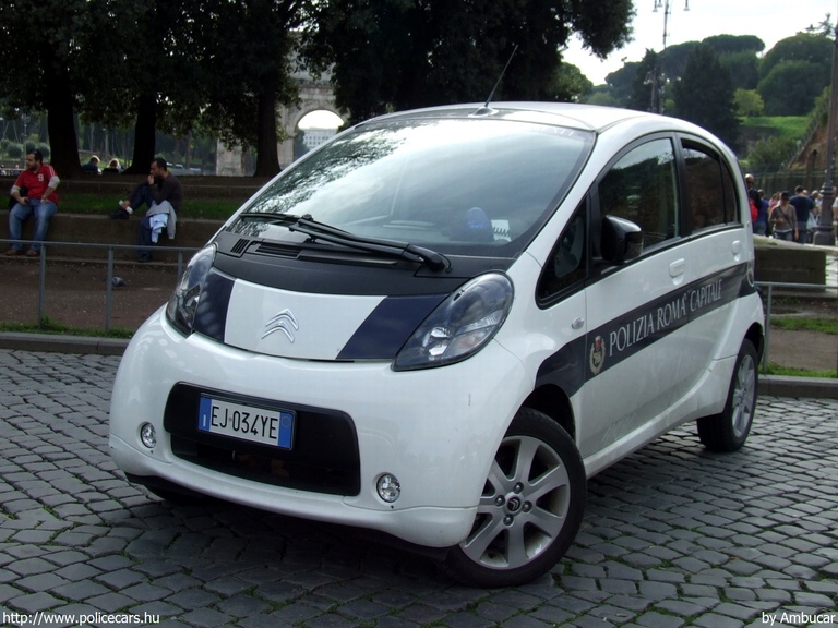 Citroen C-Zero, fotó: Ambucar
Keywords: rendőr rendőrautó rendőrség olasz Olaszország EJ034YE