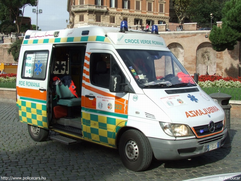 Mercedes-Benz Sprinter, fotó: Ambucar
Keywords: mentő mentőautó olasz Olaszország CP304HT