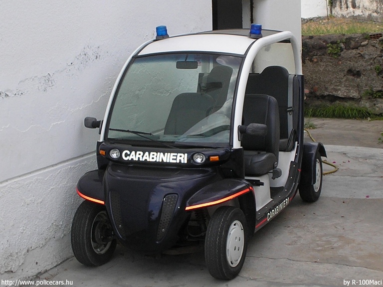 Gemcar e4, fotó: R-100Maci
Keywords: olasz Olaszország rendőr rendőrautó rendőrség  carabinieri 