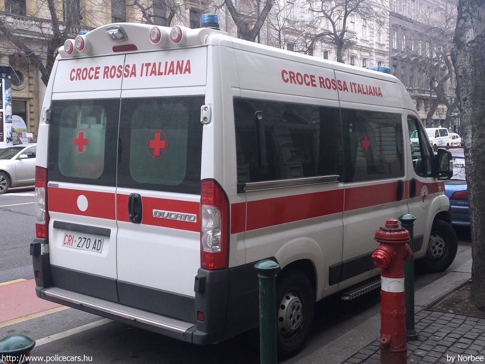Fiat Ducato, fotó: Norbee
Keywords: olasz Olaszország mentő mentőautó