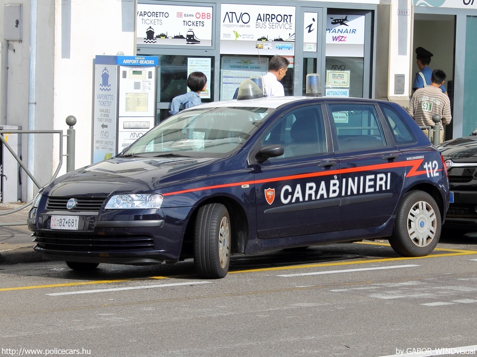 Fiat Punto, fotó: GABOR-WINDvisual
Keywords:  Carabinieri rendőr rendőrautó rendőrség olasz Olaszország