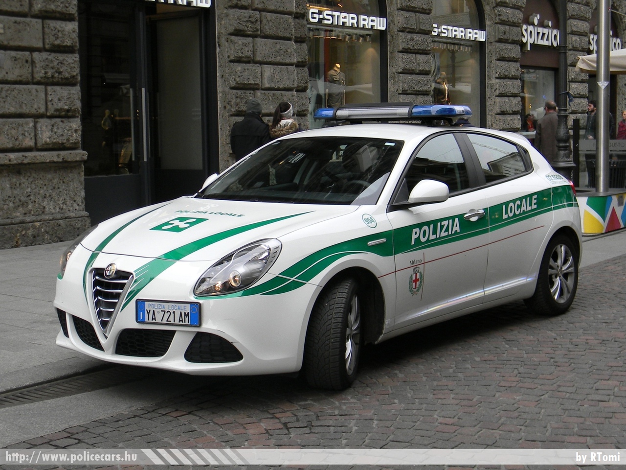 Alfa Romeo Giulietta, fotó: RTomi
Keywords: rendőr rendőrautó rendőrség olasz Olaszország