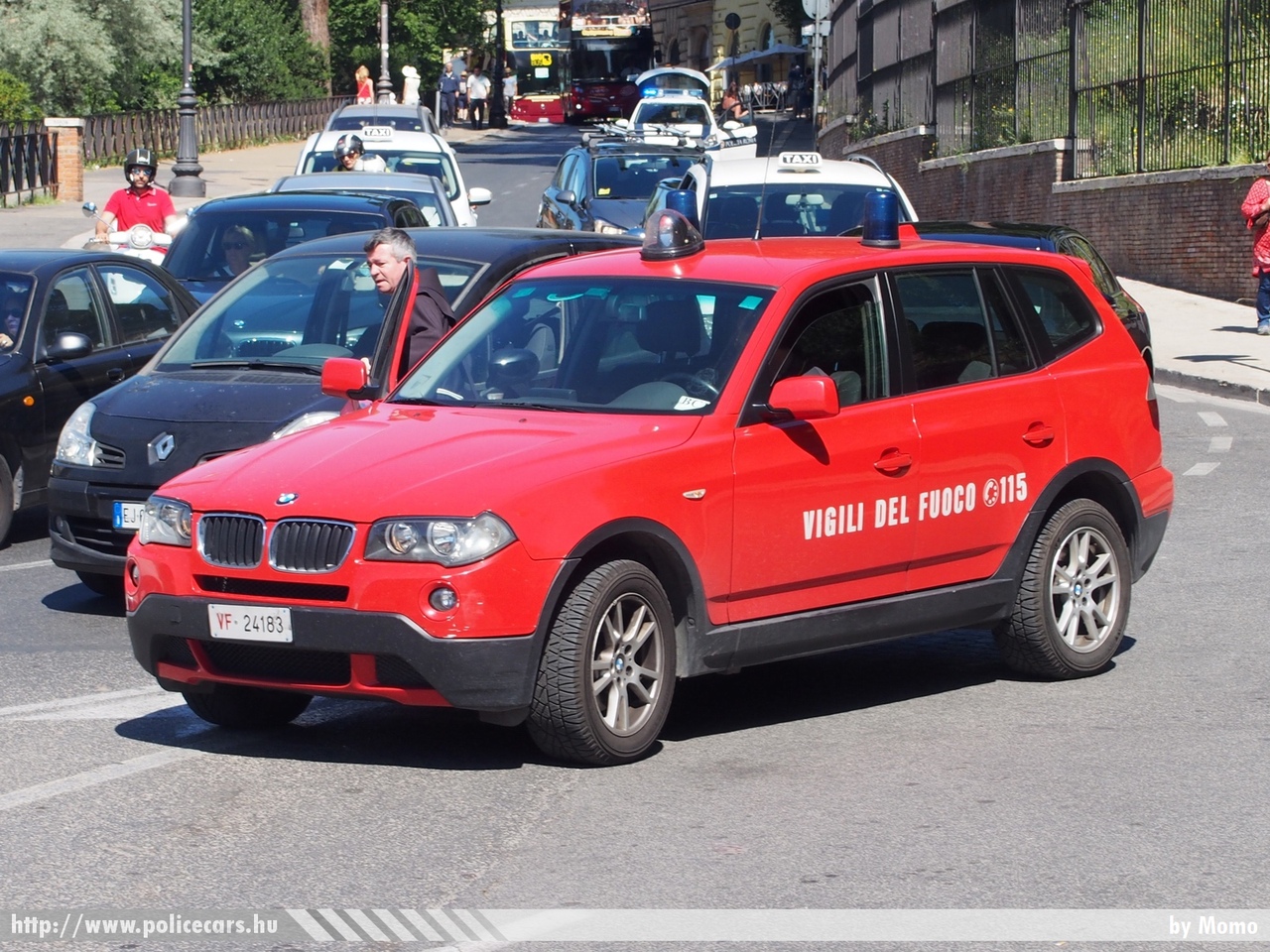 BMW X3, fotó: Momo
Keywords: tûzoltó tûzoltóautó tûzoltóság olasz Olaszország