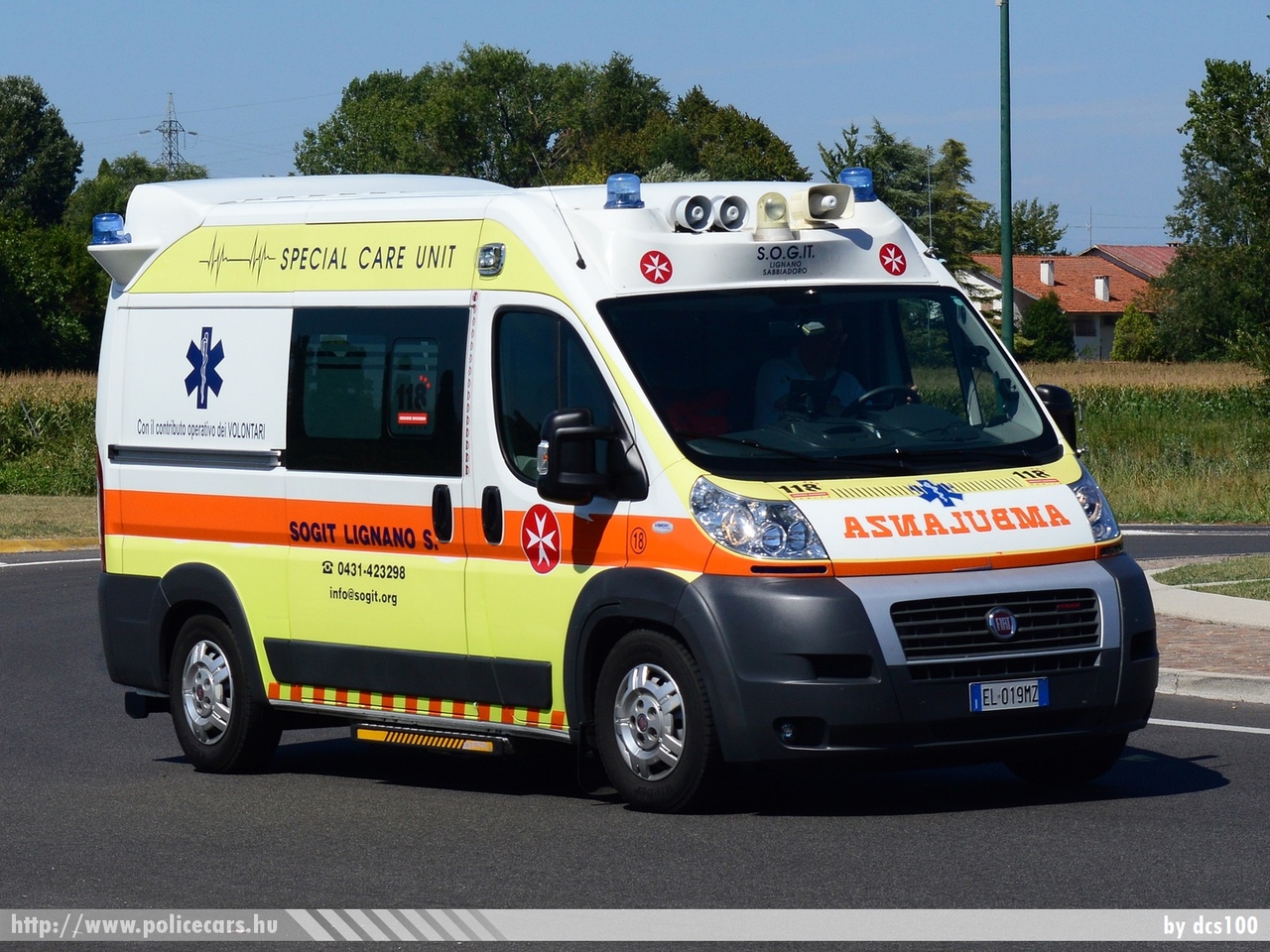 Fiat Ducato, fotó: dcs100
Keywords: mentő mentőautó olasz Olaszország