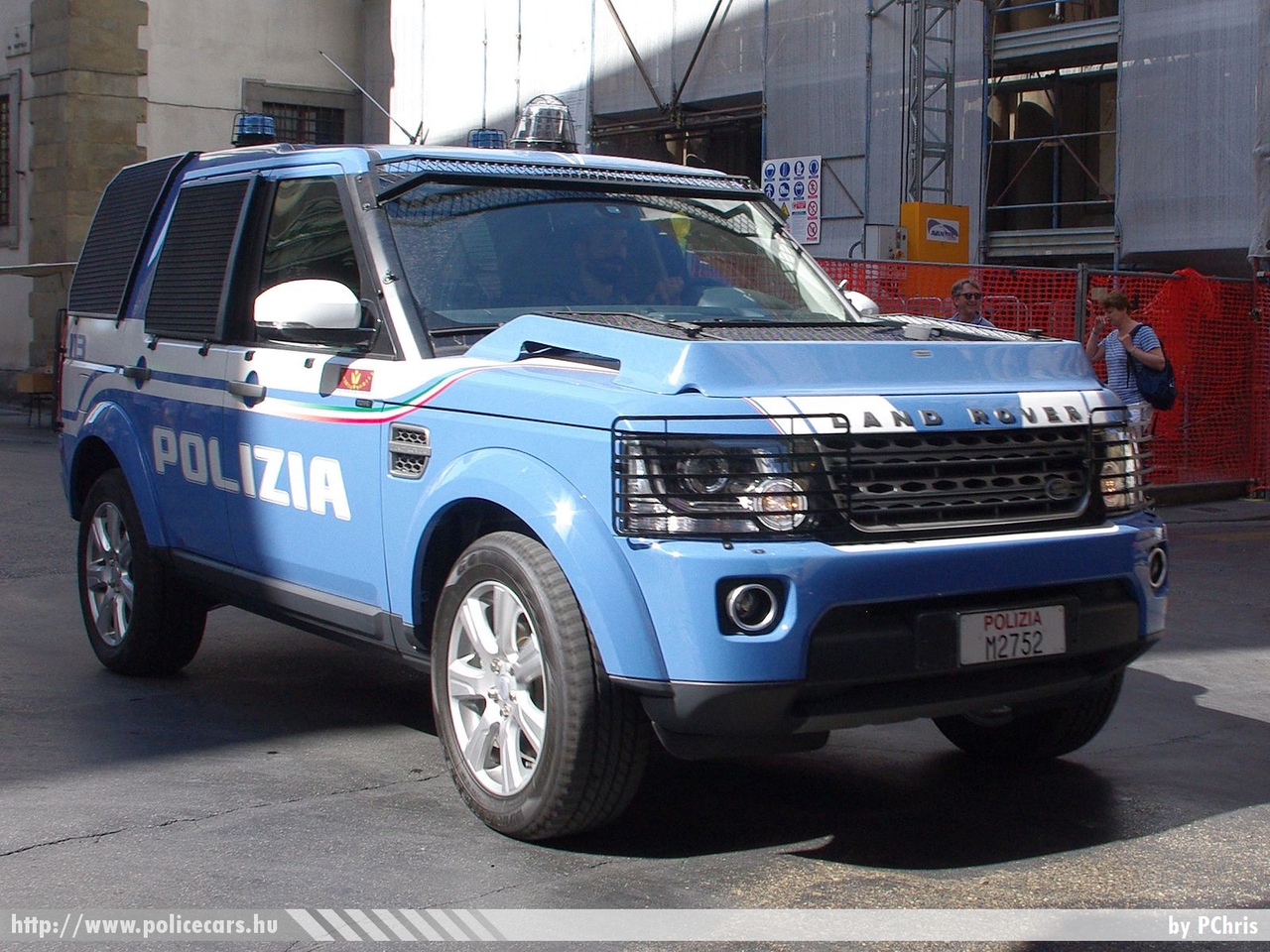 Land Rover, fotó: PChris
Keywords: olasz Olaszország rendőrautó rendőrség rendőr