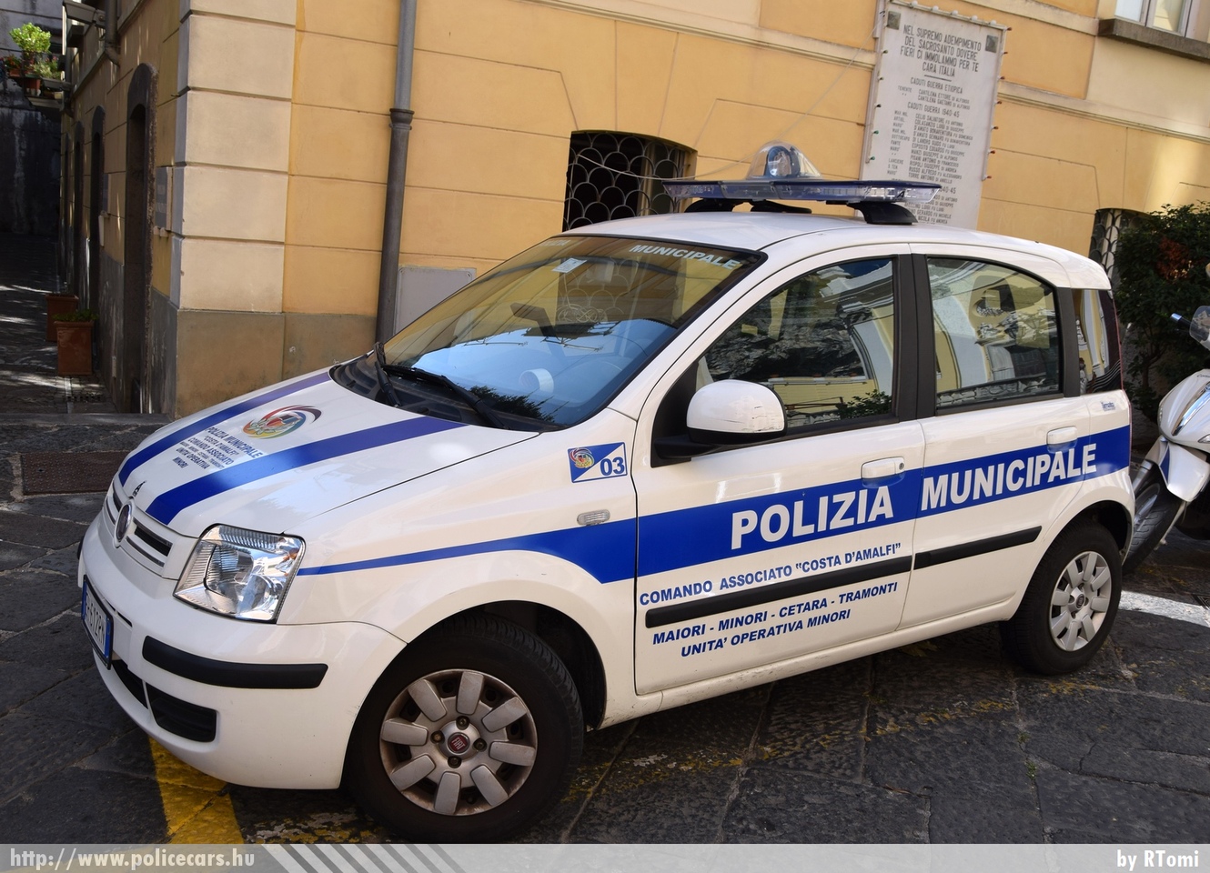 Fiat Panda, fotó: RTomi
Keywords: olasz Olaszország rendőrautó rendőrség rendőr