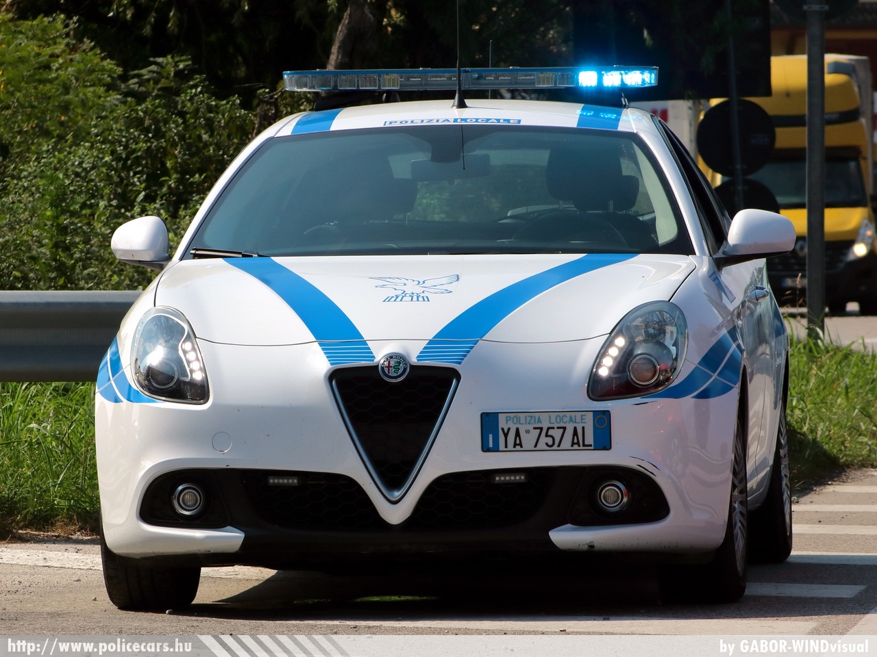 Alfa Romeo Giulietta, fotó: GABOR-WINDvisual
Keywords: rendőr rendőrautó rendőrség olasz Olaszország police policecar Italy italian