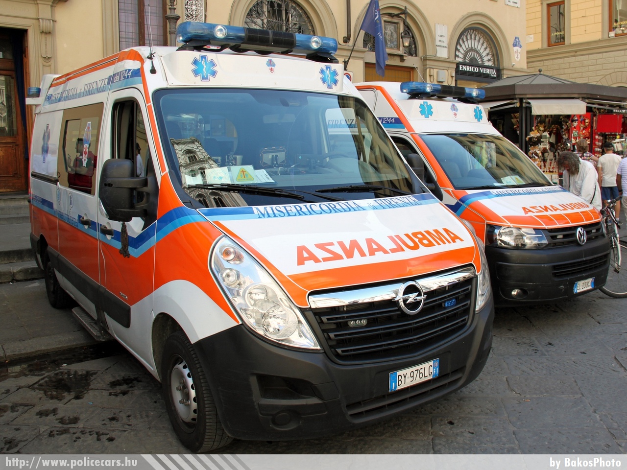 Opel Movano, fotó: BakosPhoto
Keywords: mentő mentőautó olasz Olaszország ambulance Italy italian