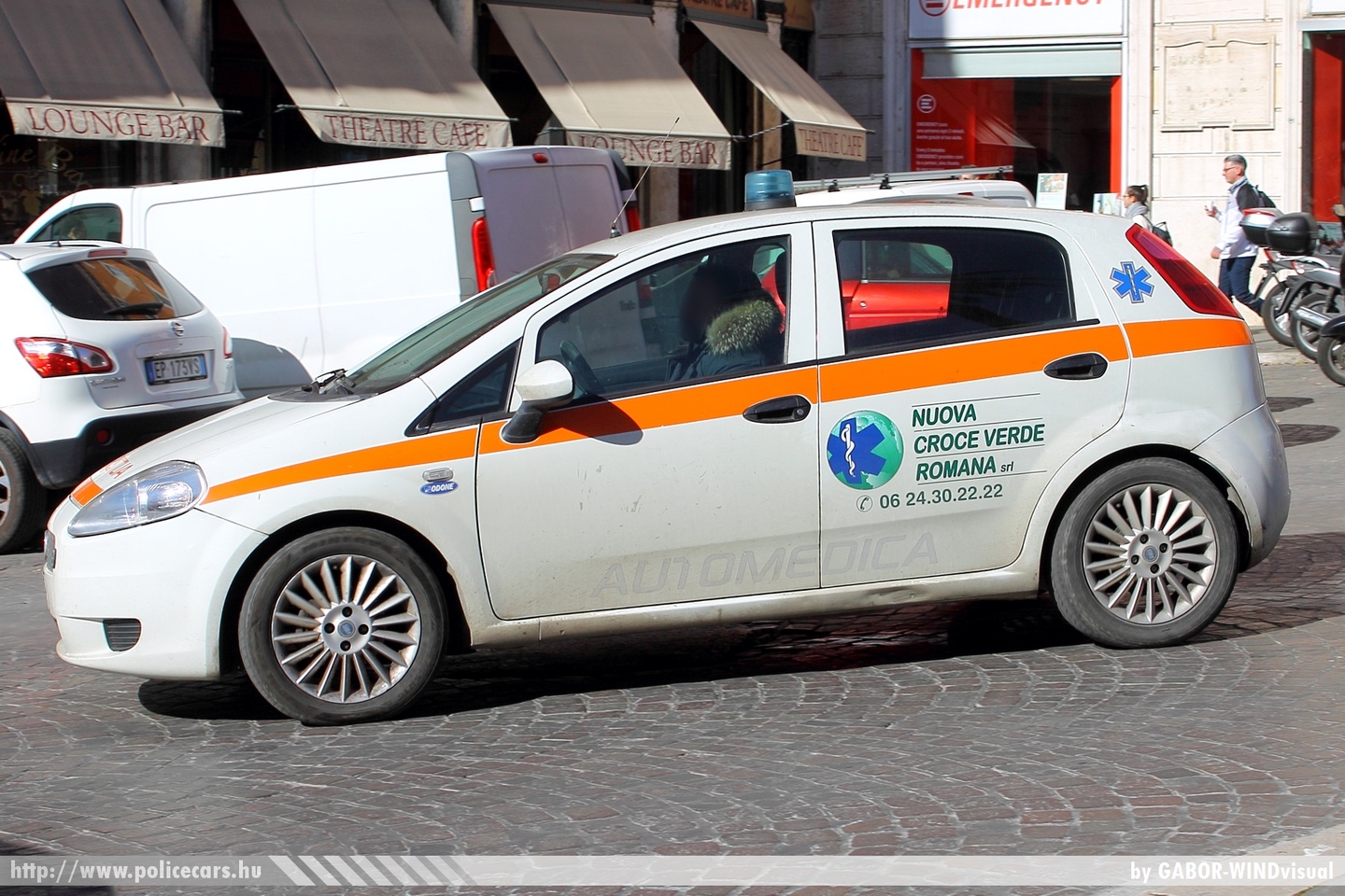 Fiat Punto, fotó: GABOR-WINDvisual
Keywords: mentő mentőautó olasz Olaszország ambulance Italy italian