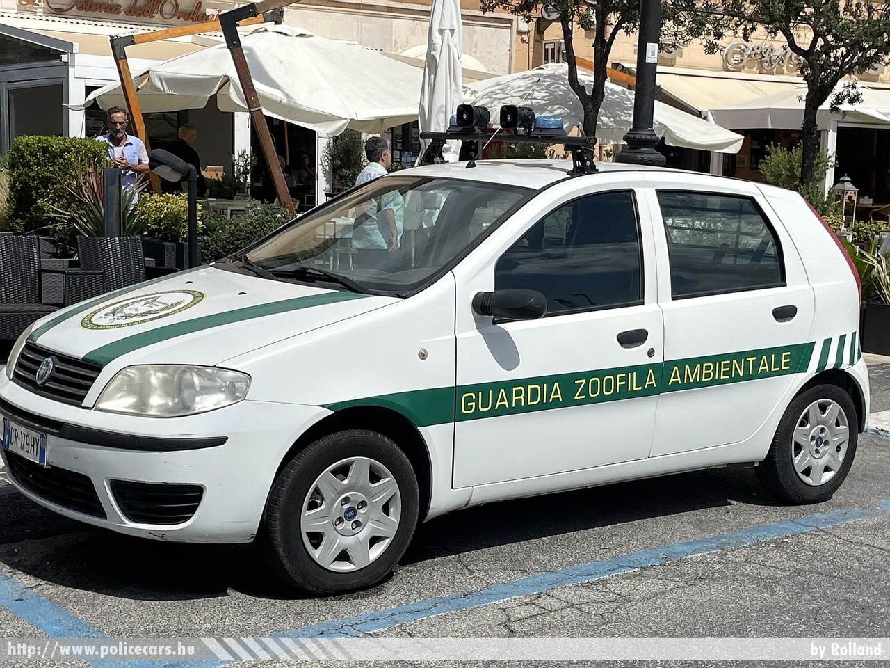 Fiat Punto, Guardia Zoofila Ambientale, fotó: Rolland
Keywords: rendőr rendőrautó rendőrség olasz Olaszország police policecar Italy italian