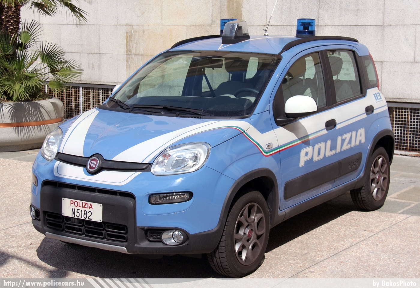 Fiat Panda, Polizia di Stato, fotó: BakosPhoto
Keywords: rendőr rendőrautó rendőrség olasz Olaszország police policecar Italy italian