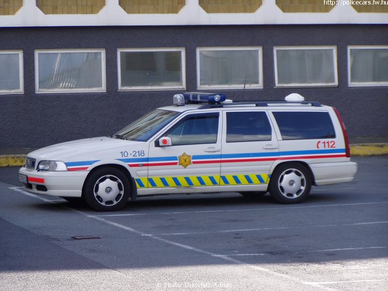 Volvo, fotó: Draschitz Adrián
Keywords: rendőr rendőrautó rendőrség Izland izlandi