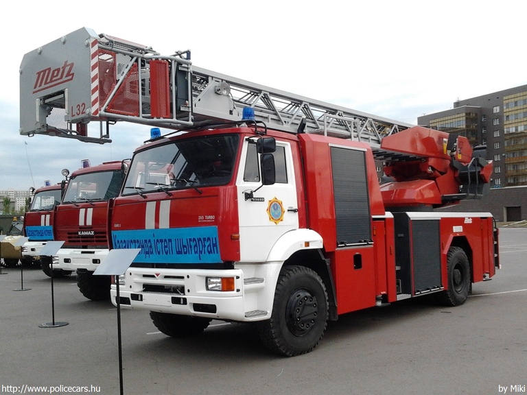 KAMAZ 53605 Metz L32, fotó: Miki
Keywords: kazah Kazahsztán tûzoltó tûzoltóautó tûzoltóság kazahstan fire firetruck