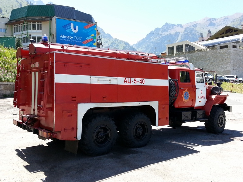 Ural 43202 AC-5-40, fotó: Miki
Keywords: kazah Kazahsztán tûzoltó tûzoltóautó tûzoltóság kazahstan fire firetruck