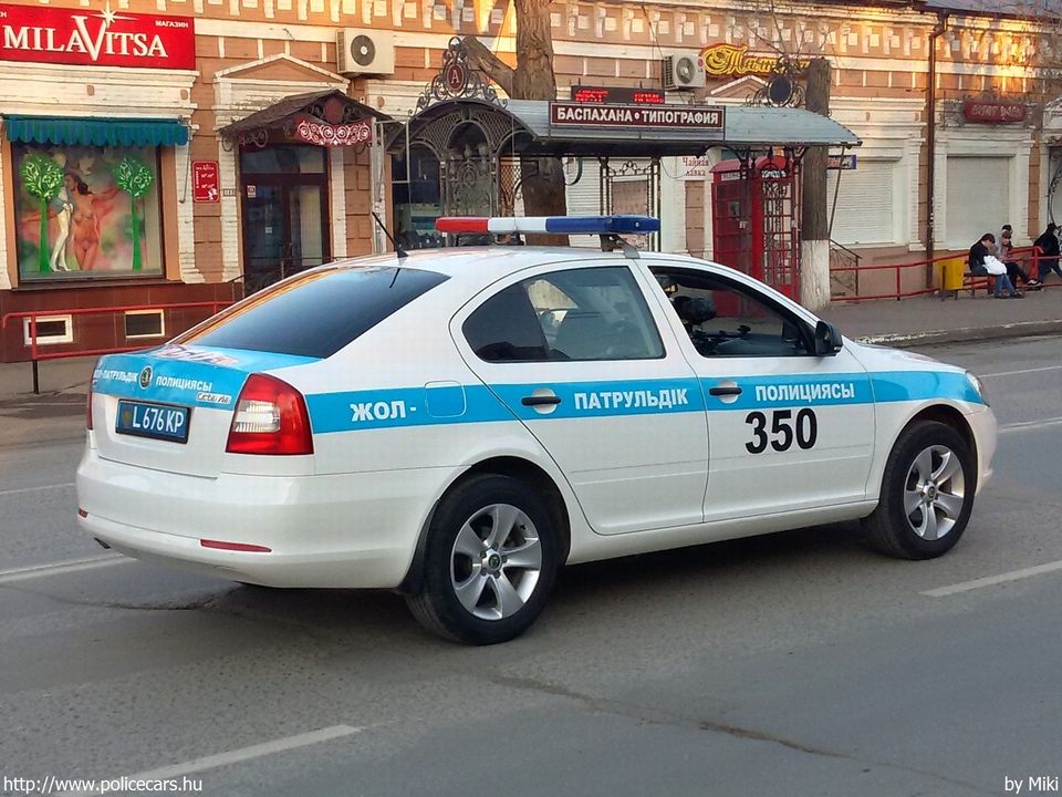 Skoda Octavia II facelift, fotó: Miki
Keywords: kazah Kazahsztán rendőr rendőrautó rendőrség Kazakhstan police policecar