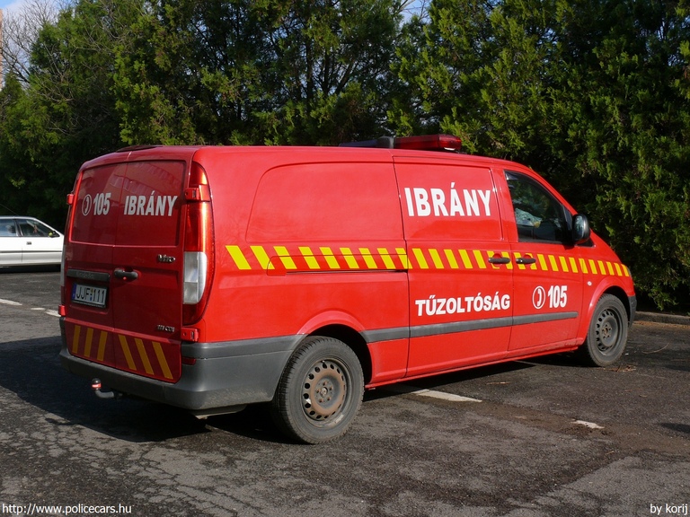 Mercedes-Benz Vito 111 CDI, Ibrányi Önkéntes Tûzoltóparancsnokság, fotó: korij
Keywords: tûzoltóautó tûzoltó tûzoltóság magyar Magyarország katasztrófavédelem JJF-115 fire firetruck Hungary hungarian