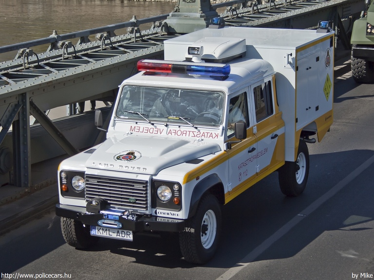 Land Rover Defender, fotó: Mike
Keywords: tûzoltóautó tûzoltó tûzoltóság magyar Magyarország katasztrófavédelem fire firetruck Hungary hungarian