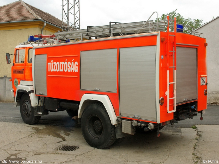 Magirus Deutz 232 TLF24/50-14530, Celldömölki Önkormányzati Tûzoltóparancsnokság, fotó: PChris
Keywords: tûzoltóautó tûzoltó tûzoltóság magyar Magyarország katasztrófavédelem EZY-686 fire firetruck Hungary hungarian