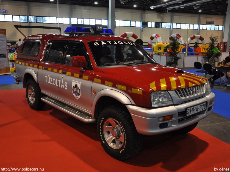 Mitsubishi L200, Nagymarosi Önkéntes Tûzoltó Egyesület, fotó: dénes
Keywords: tûzoltóautó ÖTE tûzoltóság tûzoltó magyar Magyarország HHA-320 fire firetruck Hungary hungarian