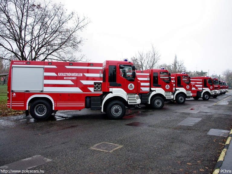 Renault Kerax 430.19 4x4 HEROS AQUARIUS-X, fotó: PChris
Keywords: tûzoltóautó tûzoltóság tûzoltó magyar Magyarország katasztrófavédelem fire firetruck Hungary hungarian