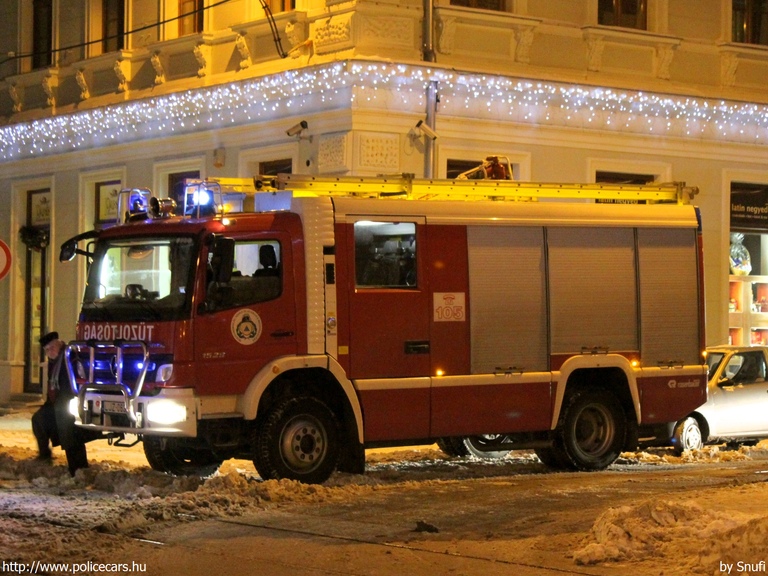 Mercedes-Benz Atego 1529, Csongrád Megyei Katasztrófavédelmi Igazgatóság, Szegedi Katasztrófavédelmi Kirendeltség, Szegedi Hivatásos Tûzoltóparancsnokság, fotó: Snufi
Keywords: tûzoltóautó tûzoltóság tûzoltó magyar Magyarország katasztrófavédelem LJZ-063 fire firetruck Hungary hungarian