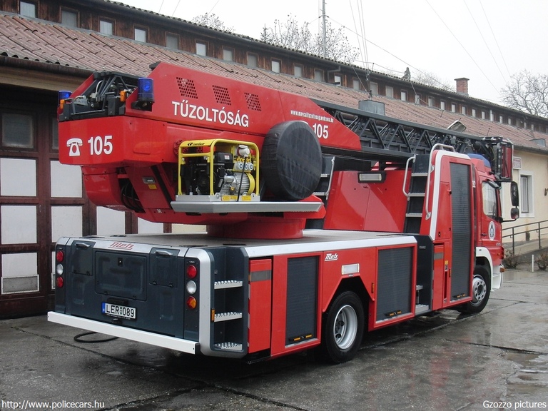 Mercedes-Benz Atego 1326 Metz L32, [url=http://somogy.katved.hu/]Somogy Megyei Katasztrófavédelmi Igazgatóság[/url], Marcali Katasztrófavédelmi Kirendeltség, Marcali Hivatásos Tûzoltóparancsnokság, fotó: Gzozzo pictures
Keywords: tûzoltóautó tûzoltóság tûzoltó magyar Magyarország katasztrófavédelem LER-089 fire firetruck Hungary hungarian