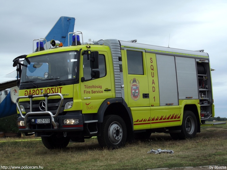Mercedes-Benz Atego 1529, Fõvárosi Katasztrófavédelmi Igazgatóság, Dél-pesti Katasztrófavédelmi Kirendeltség, Budapest Airport (Ferihegy) Repülõtéri Tûzoltóság, fotó: Bbazsa
Keywords: tûzoltóautó tûzoltóság tûzoltó magyar Magyarország katasztrófavédelem létesítményi LJZ-510 fire firetruck Hungary hungarian