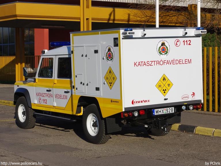 Land Rover Defender KML-ADR HEROS Respirátor, Somogy Megyei Katasztrófavédelmi Igazgatóság, fotó: PChris
Keywords: tûzoltóautó tûzoltóság tûzoltó magyar Magyarország katasztrófavédelem MHX-928 fire firetruck Hungary hungarian
