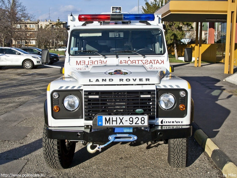 Land Rover Defender KML-ADR HEROS Respirátor, Somogy Megyei Katasztrófavédelmi Igazgatóság, fotó: Mike
Keywords: tûzoltóautó tûzoltóság tûzoltó magyar Magyarország katasztrófavédelem MHX-928 fire firetruck Hungary hungarian