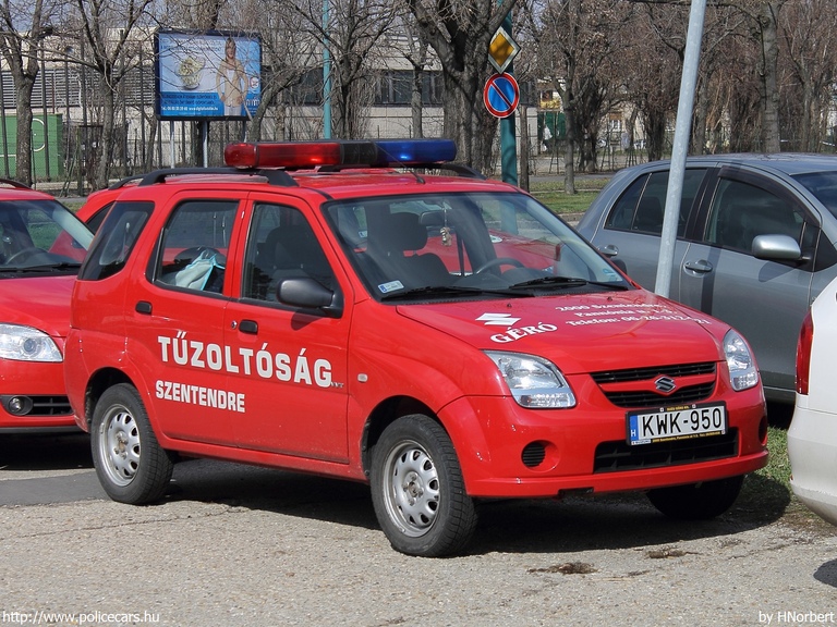 Suzuki Ignis, Pest Megyei Katasztrófavédelmi Igazgatóság, Szentendrei Hivatásos Tûzoltóparancsnokság, fotó: HNorbert
Keywords: tûzoltóautó tûzoltóság tûzoltó magyar Magyarország katasztrófavédelem KWK-950 fire firetruck Hungary hungarian