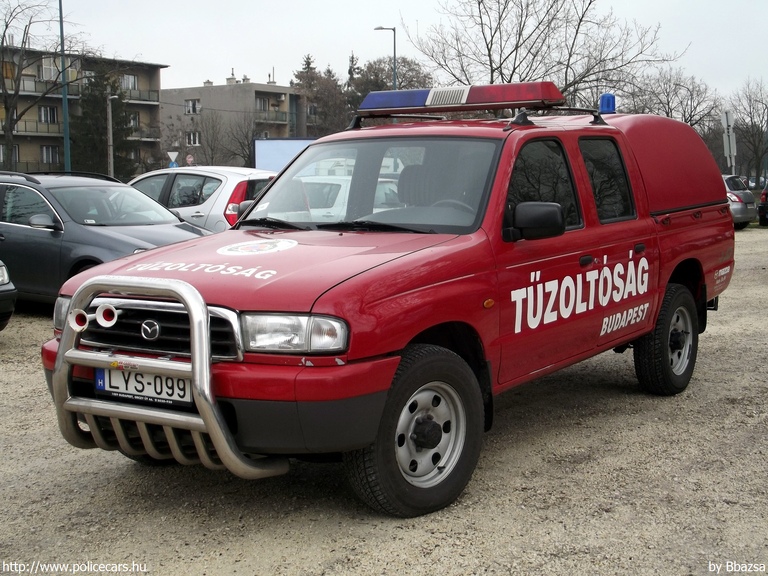 Mazda B2500, Fõvárosi Katasztrófavédelmi Igazgatóság, fotó: Bbazsa
Keywords: tûzoltóautó tûzoltóság tûzoltó magyar Magyarország katasztrófavédelem LYS-099 fire firetruck Hungary hungarian