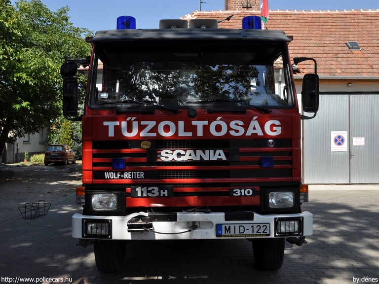 SCANIA 113H 310 Wolf-Reiter TLFA4000, Répcelaki Önkormányzati Tûzoltóság, fotó: dénes
Keywords: tûzoltóautó tûzoltóság tûzoltó magyar Magyarország katasztrófavédelem MID-122 fire firetruck Hungary hungarian