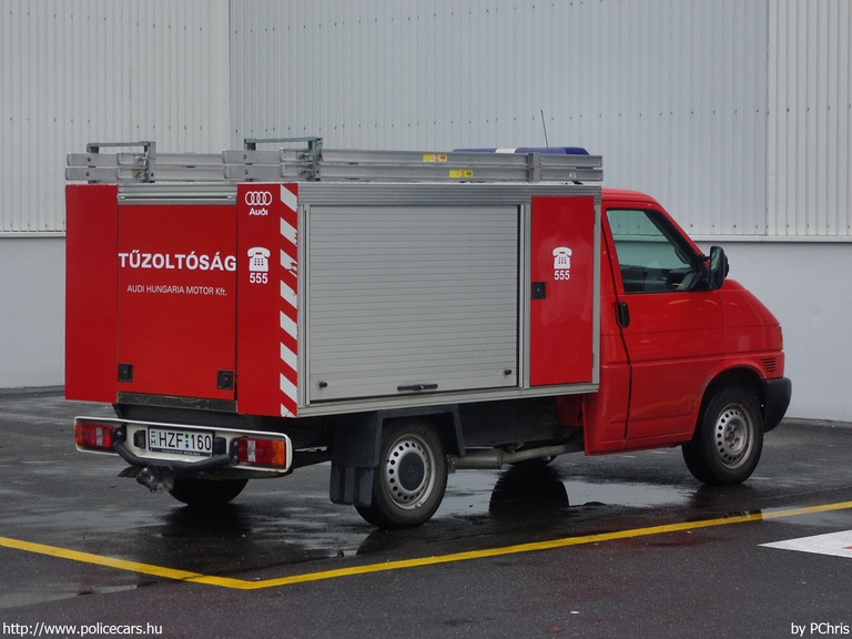 Volkswagen Transporter T4, Audi Hungaria Motor Kft., fotó: PChris
Keywords: létesítményi tûzoltó tûzoltóautó tûzoltóság magyar Magyarország HZF-160 fire firetruck Hungary hungarian