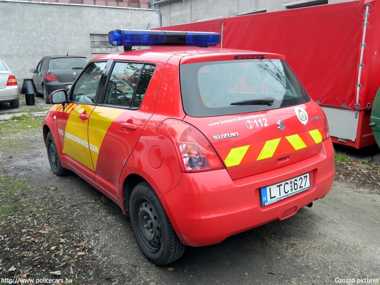 Suzuki Swift, Zala Megyei Katasztrófavédelmi Igazgatóság, fotó: Gzozzo pictures
Keywords: tûzoltóautó tûzoltóság tûzoltó magyar Magyarország katasztrófavédelem LTC-627 fire firetruck Hungary hungarian