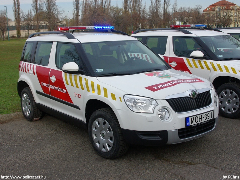 Skoda Yeti, Somogy Megyei Katasztrófavédelmi Igazgatóság, fotó: PChris
Keywords: tûzoltóautó tûzoltóság tûzoltó magyar Magyarország katasztrófavédelem katasztrófavédelmi MOH-391 fire firetruck Hungary hungarian