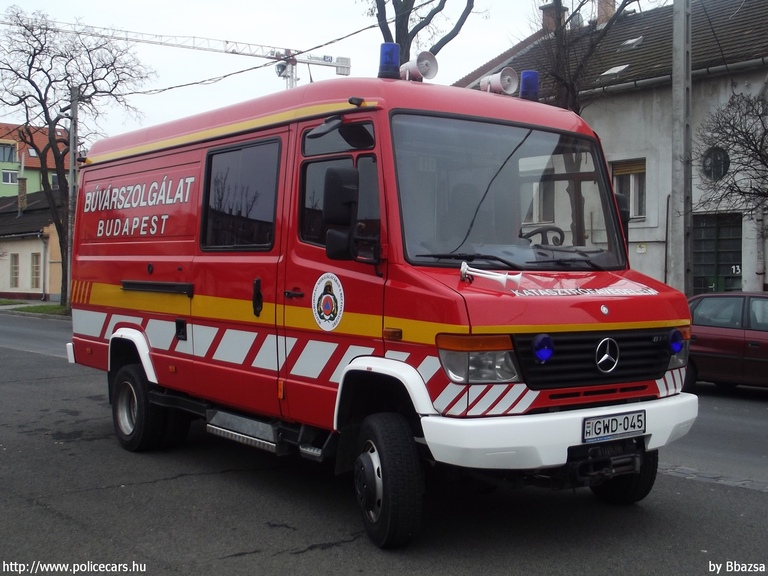 Mercedes-Benz Vario 814D, Fõvárosi Katasztrófavédelmi Igazgatóság, Észak-Pesti Katasztrófavédelmi Kirendeltség, XIII. Kerületi Hivatásos Tûzoltóparancsnokság, fotó: Bbazsa
Keywords: tûzoltó tûzoltóautó tûzoltóság magyar Magyarország katasztrófavédelem GWD-045 fire firetruck Hungary hungarian