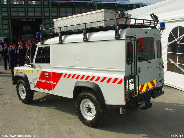 Land Rover Defender, Országos Katasztrófavédelmi Fõigazgatóság, fotó: PChris
Keywords: tûzoltóautó tûzoltóság tûzoltó magyar Magyarország katasztrófavédelem HHW-011 fire firetruck Hungary hungarian