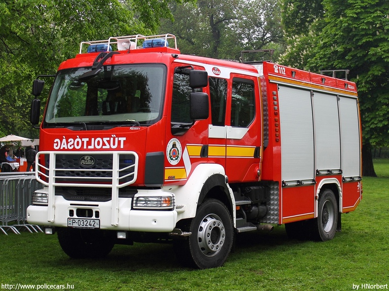 Rába R16.217 AFW Heros Aquadux-X 4000, fotó: HNorbert
Keywords: tûzoltó tûzoltóautó tûzoltóság magyar Magyarország katasztrófavédelem fire firetruck Hungary hungarian