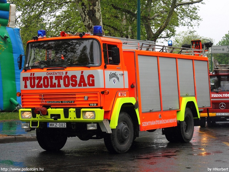 Magirus Deutz FM 192 D11FA, Pilisszentiváni Önkéntes Tûzoltó Egyesület, fotó: HNorbert
Keywords: tûzoltóautó tûzoltó ÖTE tûzoltóság magyar Magyarország MKZ-082 fire firetruck Hungary hungarian