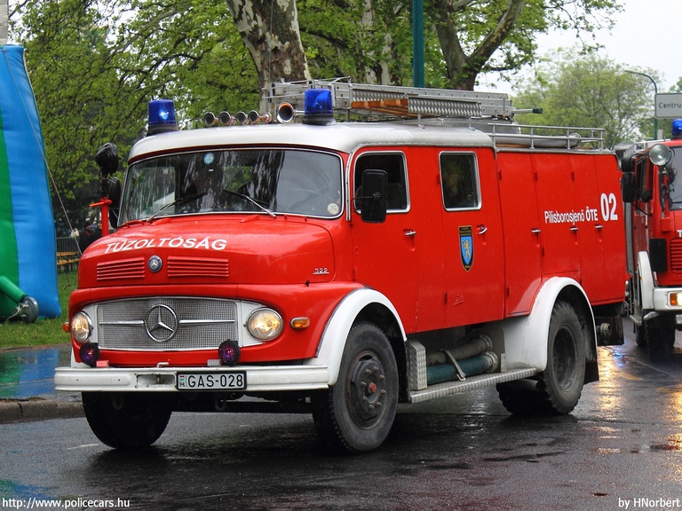 Mercedes-Benz 322 TLF 1000, Pilisborosjenõi Önkéntes Tûzoltó Egyesület, fotó: HNorbert
Keywords: tûzoltóautó tûzoltó ÖTE tûzoltóság magyar Magyarország GAS-028 fire firetruck Hungary hungarian