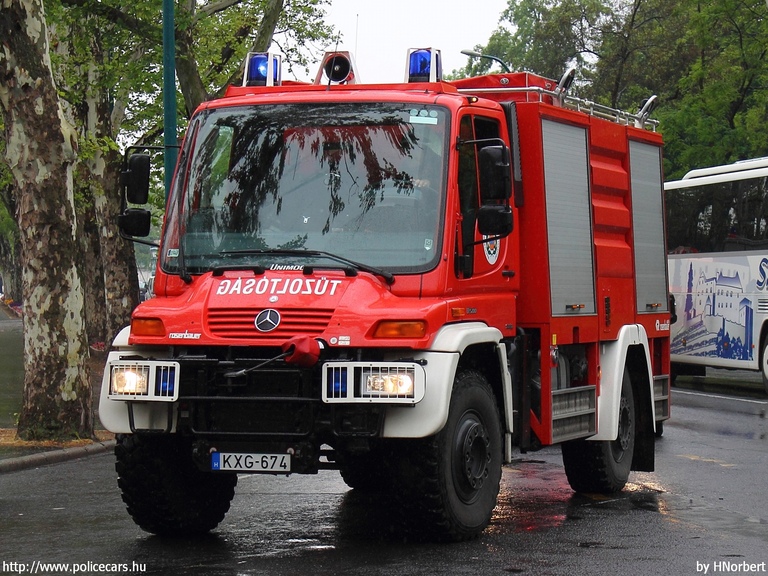 Mercedes-Benz Unimog U500 Rosenbauer TLF 3000 CAFS, fotó: HNorbert
Keywords: tûzoltóautó tûzoltó tûzoltóság katasztrófavédelem magyar Magyarország KXG-674 fire firetruck Hungary hungarian