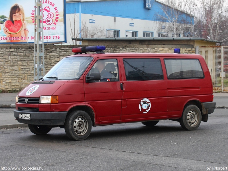 Volkswagen Transporter T4, Fõvárosi Katasztrófavédelmi Igazgatóság, fotó: HNorbert
Keywords: tûzoltó tûzoltóautó tûzoltóság katasztrófavédelem magyar Magyarország EHU-549 fire firetruck Hungary hungarian