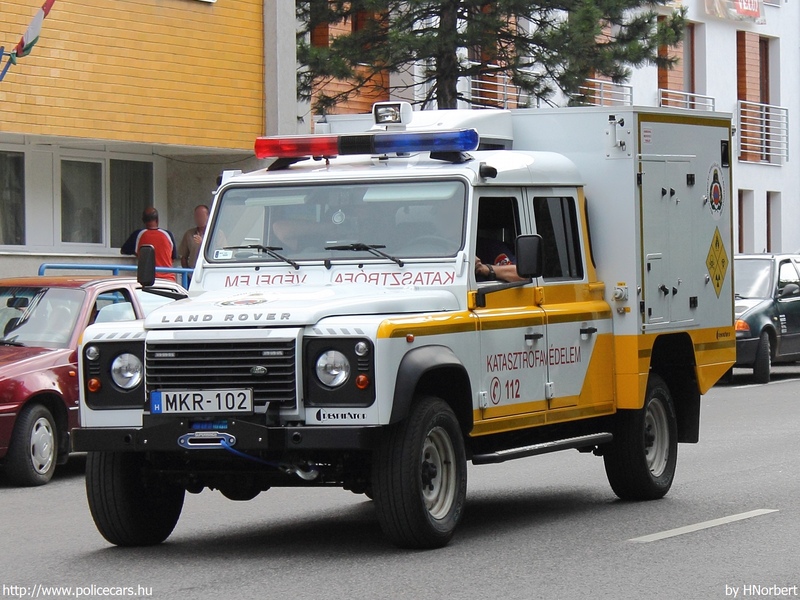 Land Rover Defender KML-ADR HEROS Respirátor, fotó HNorbert
Keywords: tûzoltóautó tûzoltó tûzoltóság katasztrófavédelem magyar Magyarország MKR-102 fire firetruck Hungary hungarian