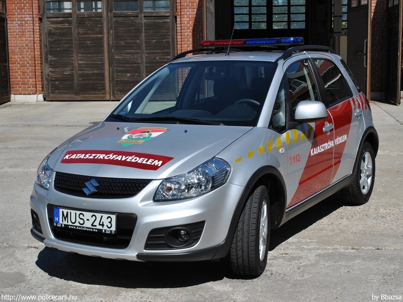 Suzuki SX4, Fõvárosi Katasztrófavédelmi Igazgatóság, Dél-Pesti Katasztrófavédelmi Kirendeltség, fotó: Bbazsa
Keywords: tûzoltó tûzoltóautó tûzoltóság katasztrófavédelem magyar Magyarország MUS-243 fire firetruck Hungary hungarian