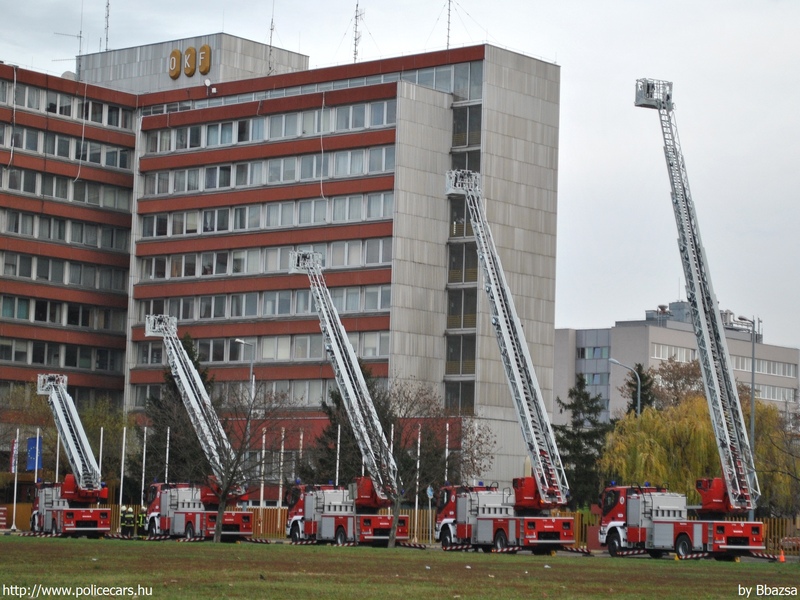 Iveco Trakker 410 e5 Magirus M42, fotó: Bbazsa
Keywords: tûzoltó tûzoltóautó tûzoltóság katasztrófavédelem magyar Magyarország fire firetruck Hungary hungarian